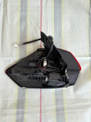 Nissan Xtrail Rear Light