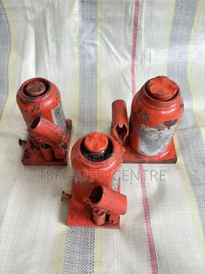 Hydraulic Jacks