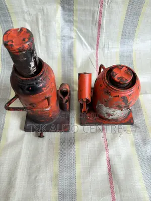 Hydraulic Jacks