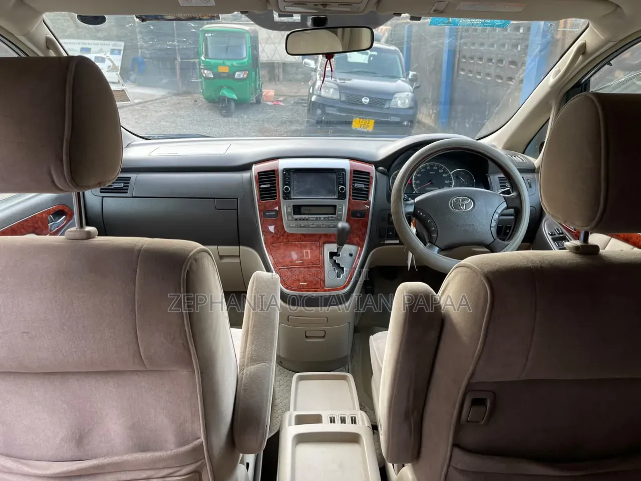 Toyota Alphard 2005 White