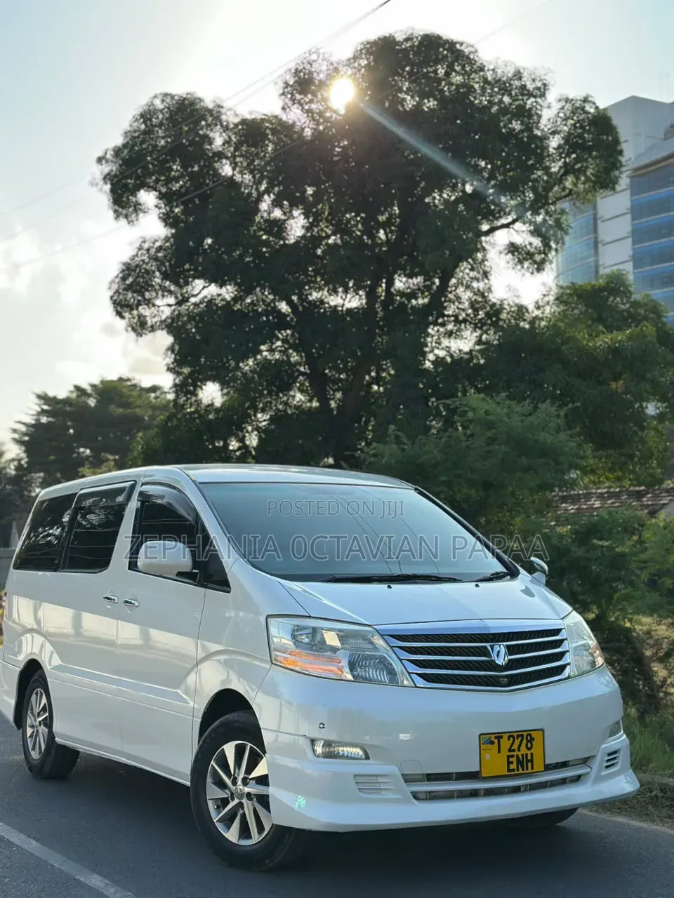 Toyota Alphard 2006 White