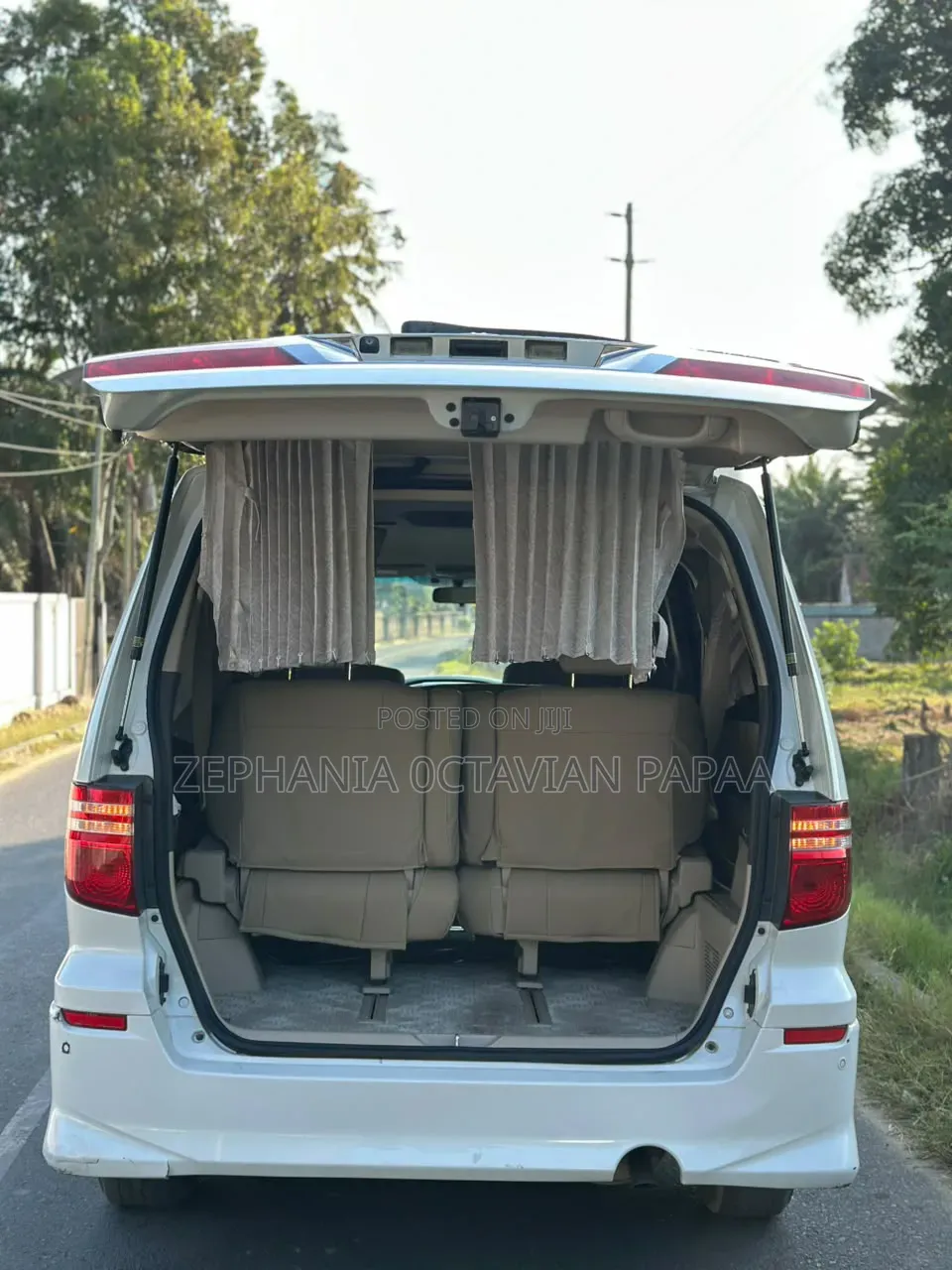 Toyota Alphard 2006 White