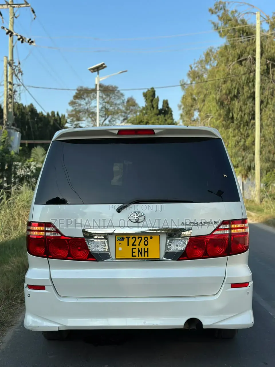 Toyota Alphard 2006 White
