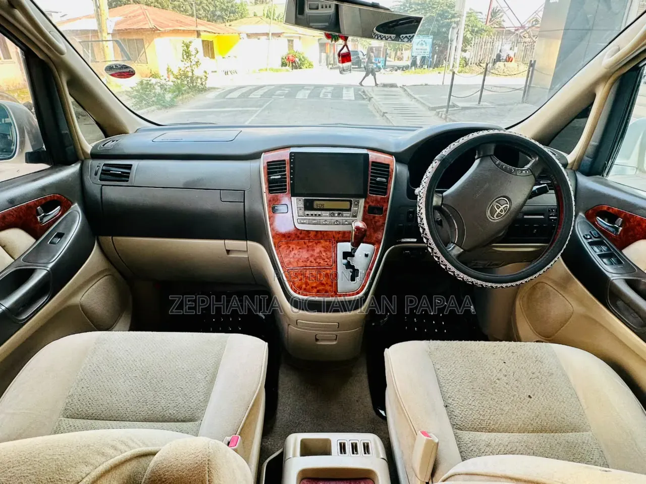 Toyota Alphard 2004 White