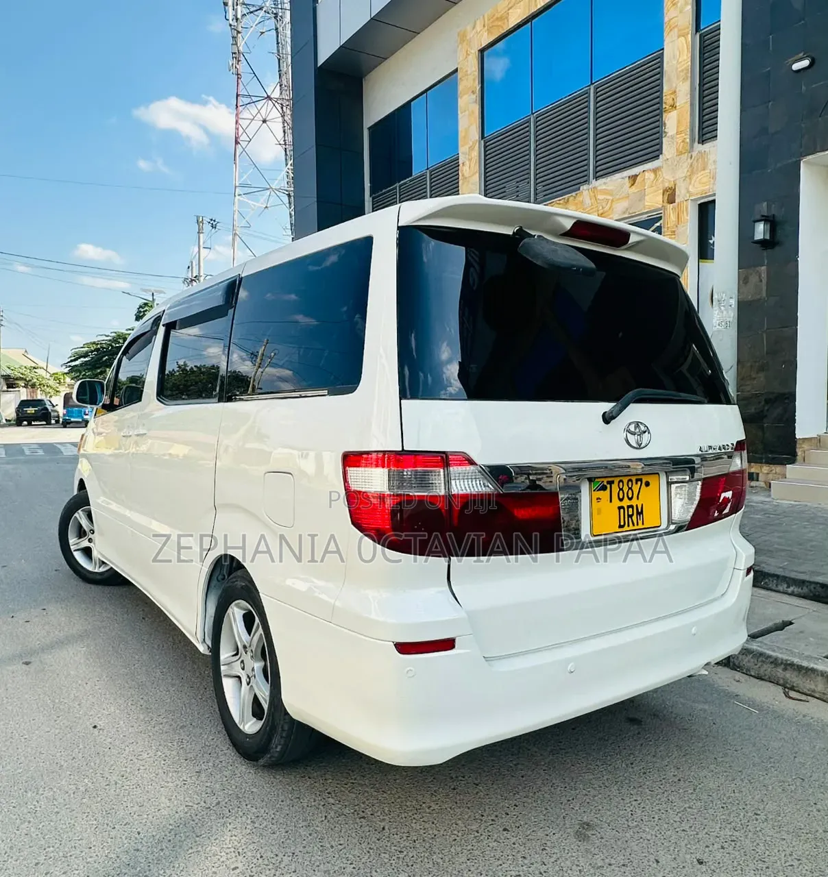 Toyota Alphard 2004 White