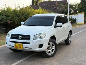 Toyota RAV4 2008 White