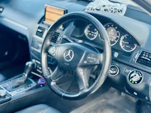 Mercedes-Benz C220 Classic 2008 Silver