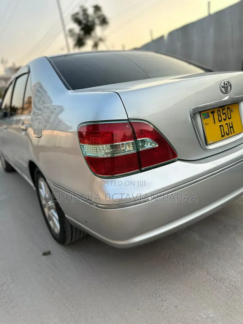 Toyota Brevis 2004 Silver