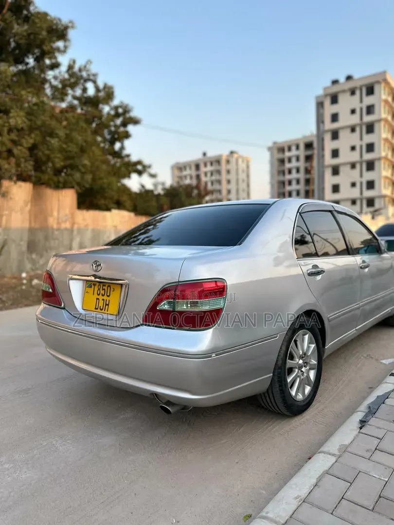 Toyota Brevis 2004 Silver