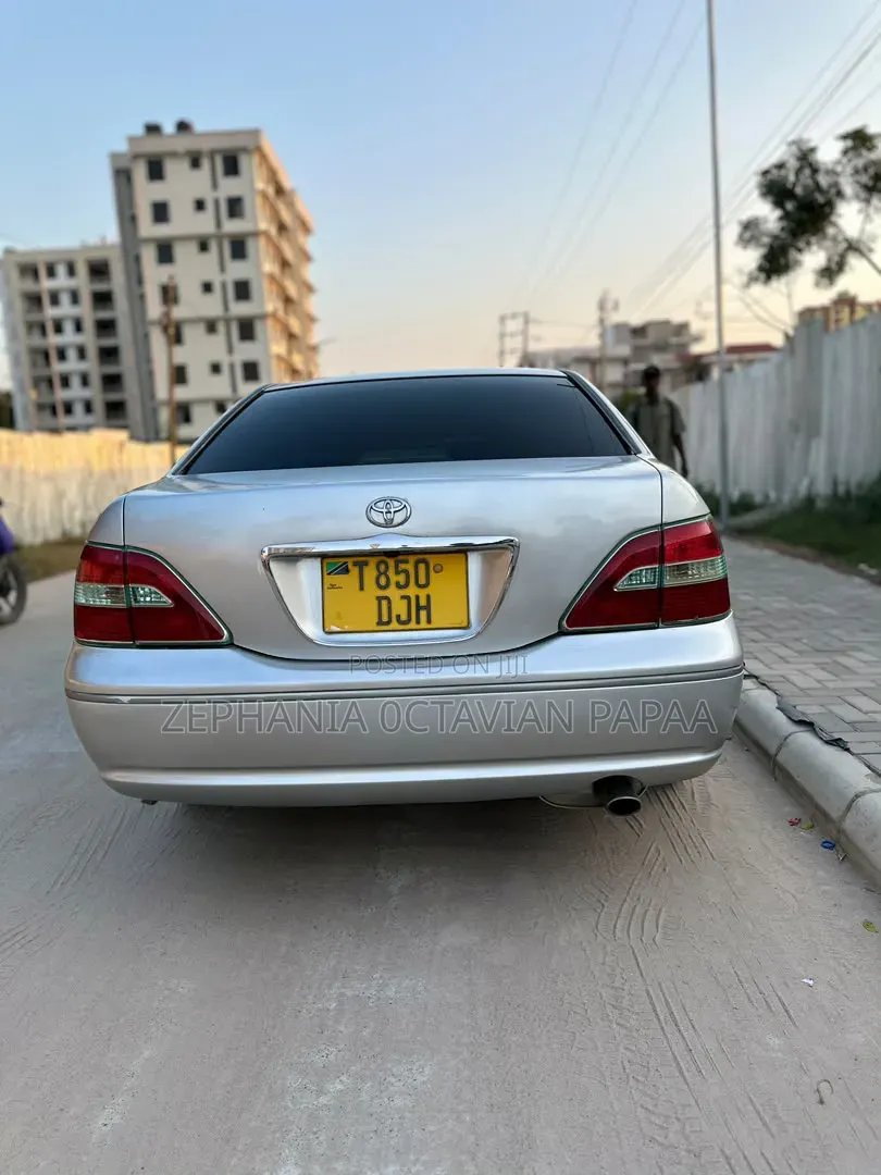 Toyota Brevis 2004 Silver