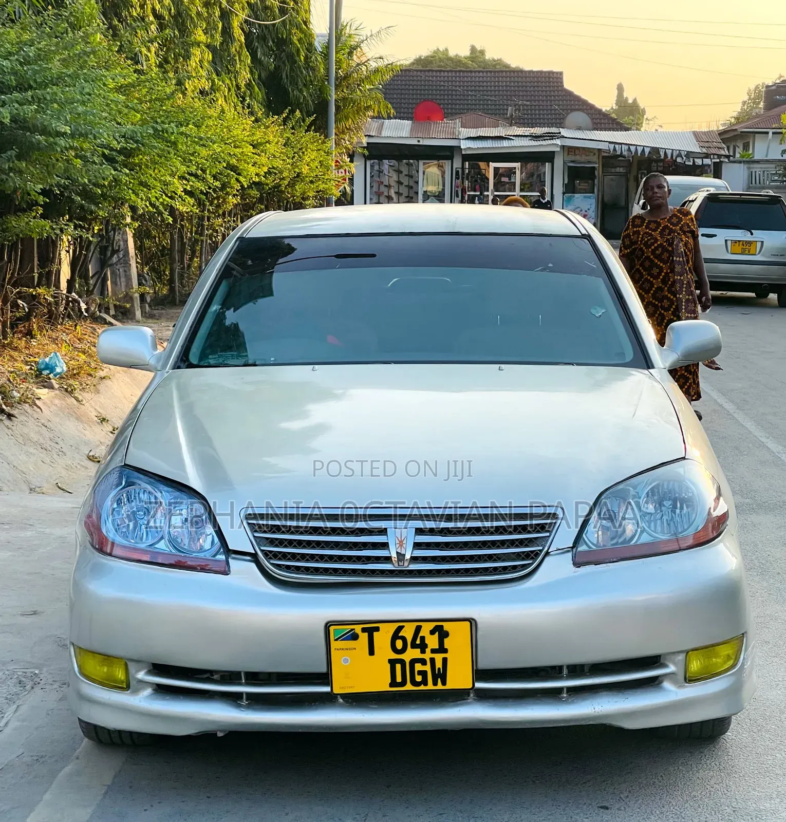 Toyota Mark II 2004 Silver