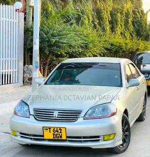 Toyota Mark II 2004 Silver