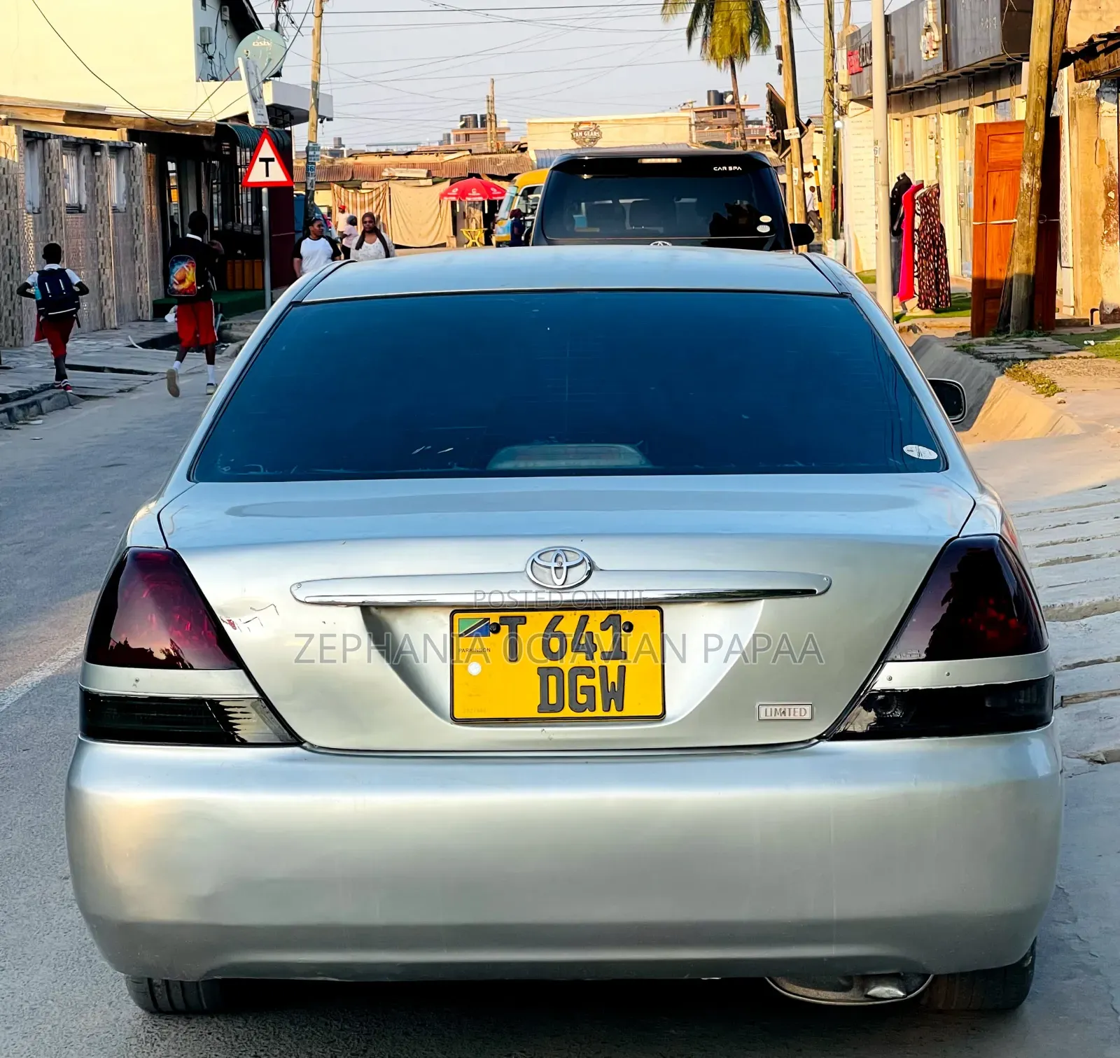 Toyota Mark II 2004 Silver