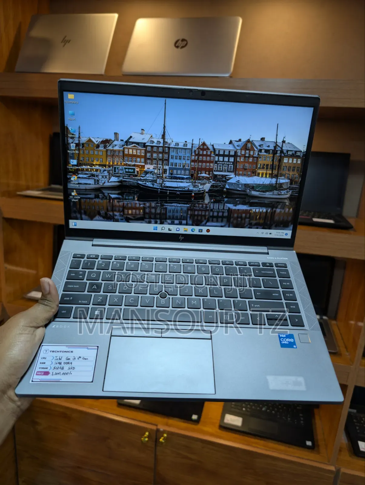 New Laptop HP ZBook Firefly G8 16GB Intel Core i5 SSD 512GB