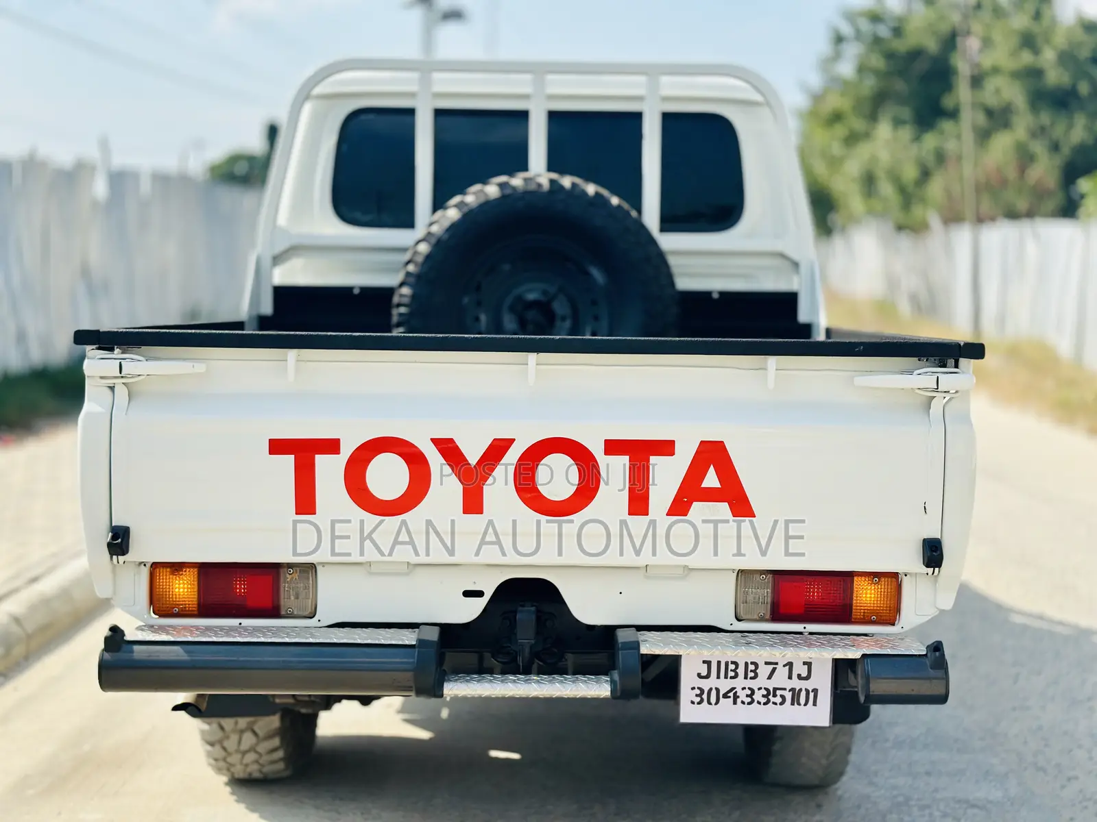 Toyota Land Cruiser 79 Series 2018 White