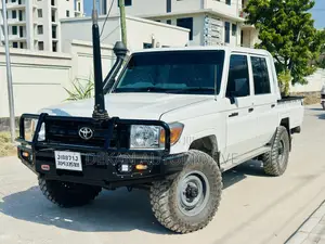Toyota Land Cruiser 79 Series 2018 White