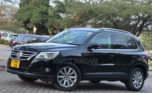 Volkswagen Tiguan 2009 Black