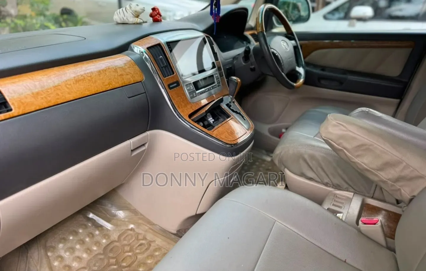 Toyota Alphard 2007 White