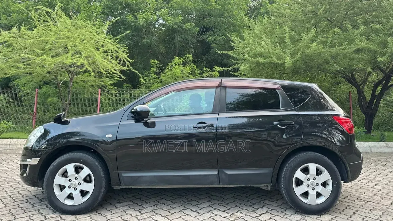 Nissan Dualis 2010 Black