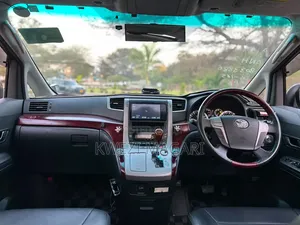 Toyota Alphard 2009 White