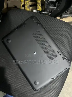 Laptop HP EliteBook 840 G5 8GB Intel Core i5 SSHD (Hybrid) 256GB