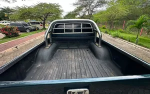 Toyota Hilux 1999 Green