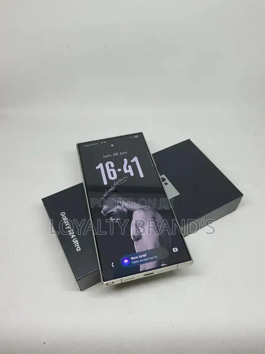 New Samsung Galaxy S24 Ultra 512 GB