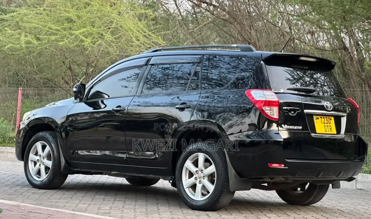 Toyota Vanguard 2009 Black