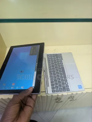 Laptop Lenovo 4GB Intel SSD 72GB