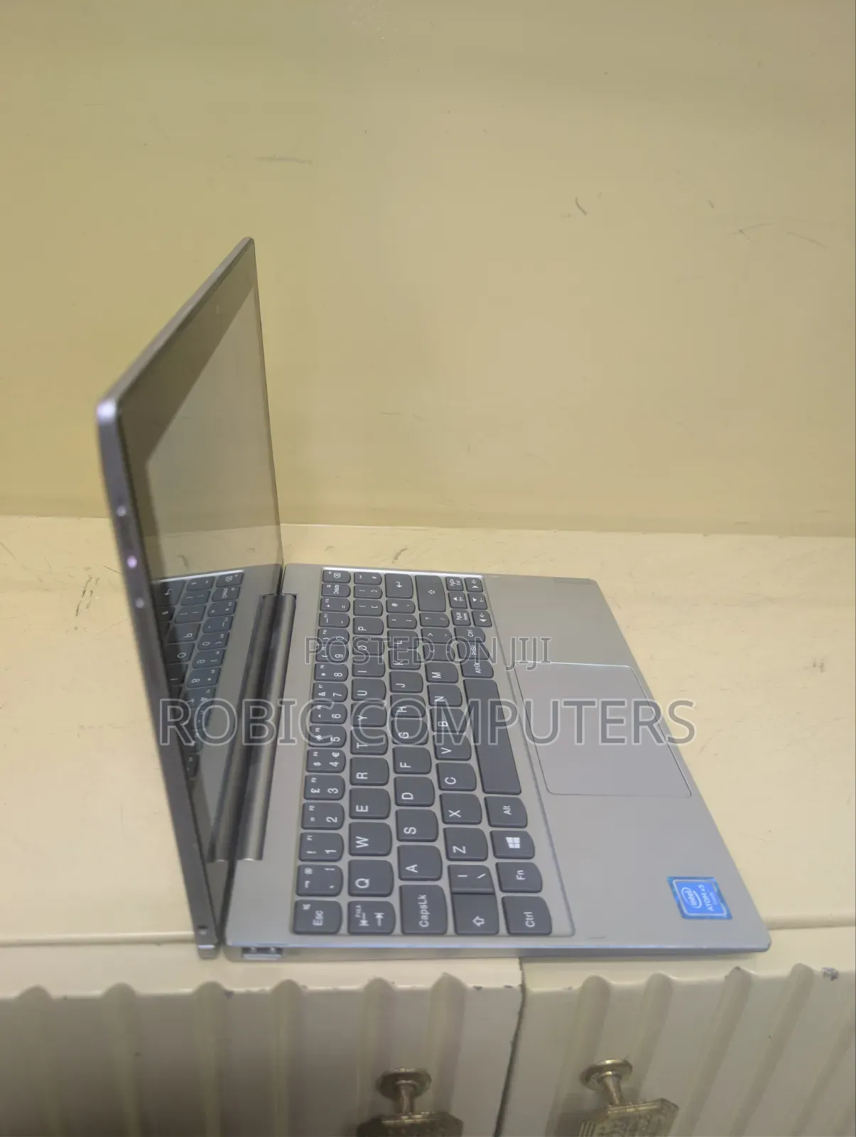 Laptop Lenovo 4GB Intel SSD 72GB