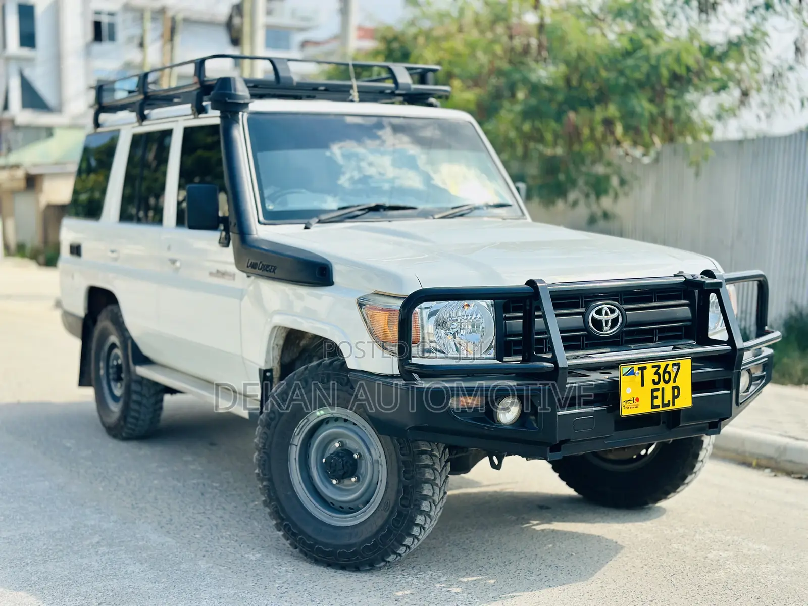 Toyota Land Cruiser 79 Series 2016 White