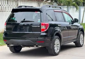 Subaru Forester 2010 Black