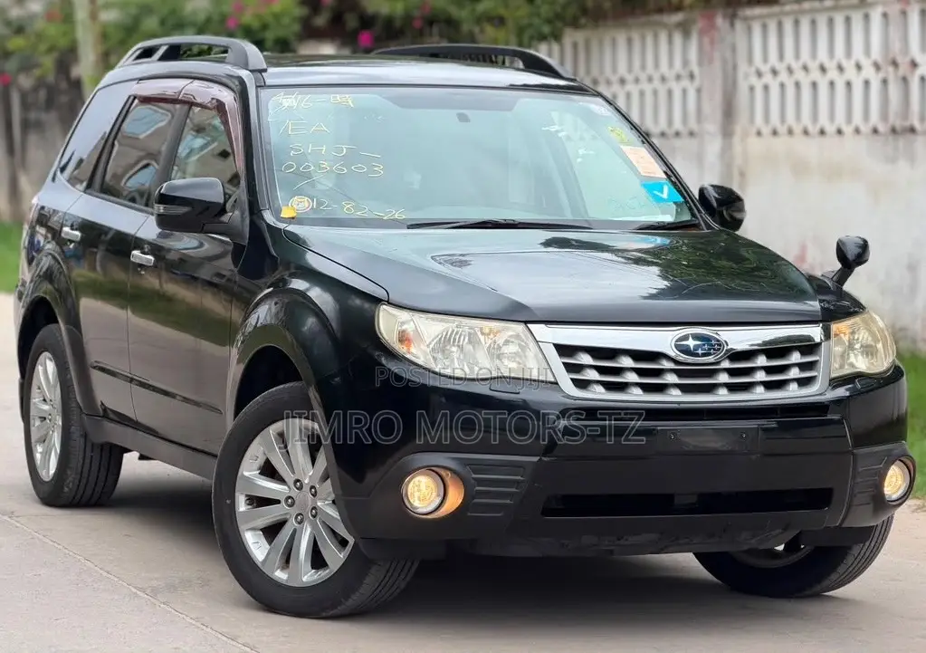 Subaru Forester 2010 Black