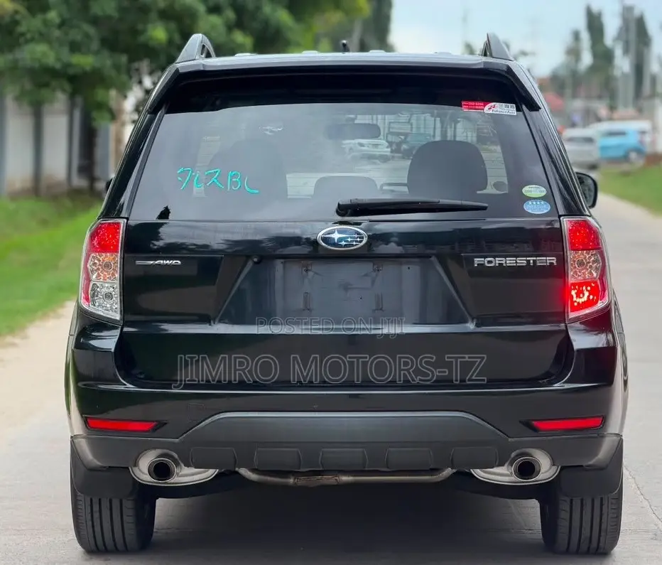 Subaru Forester 2010 Black