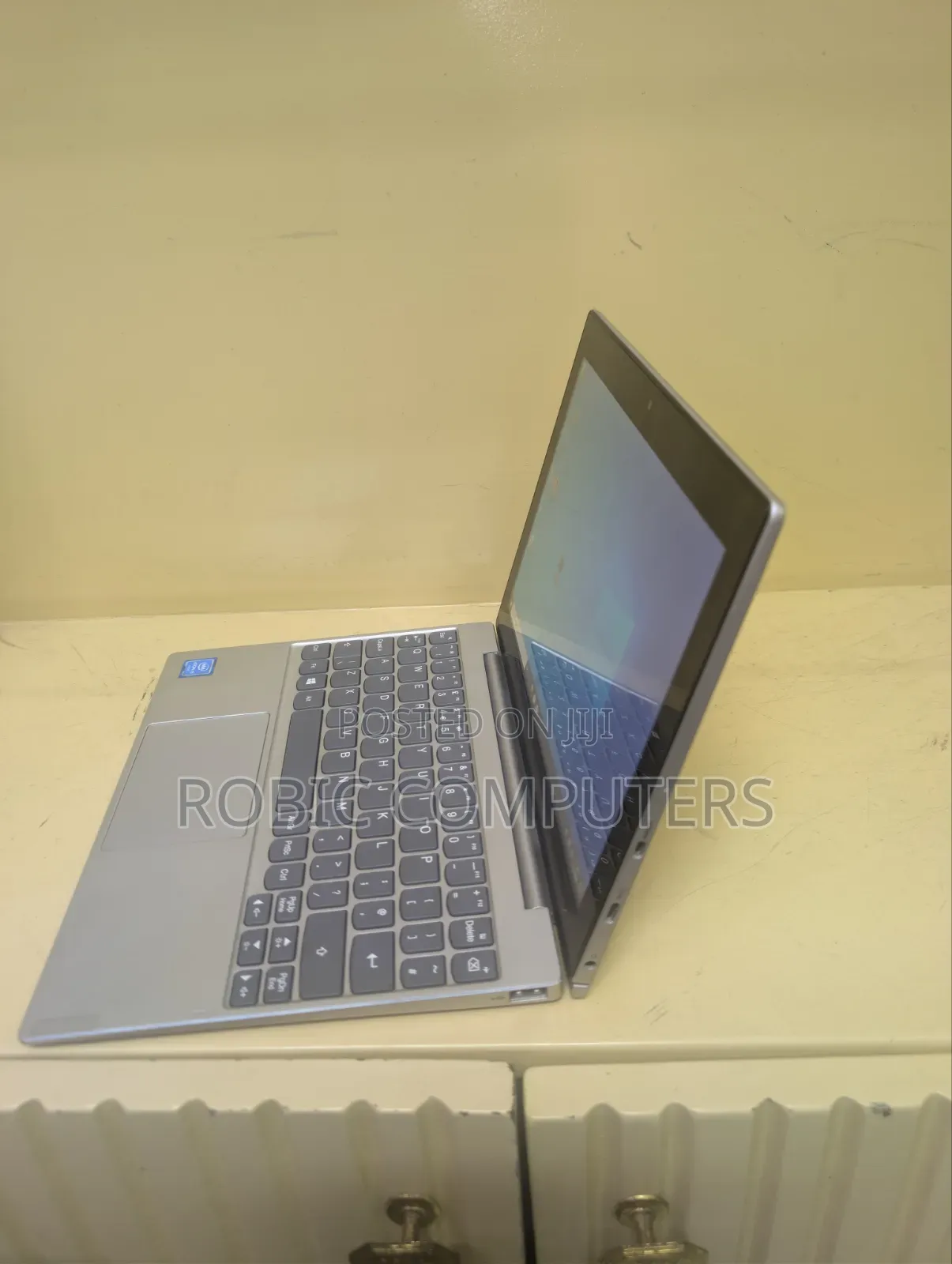 Laptop Lenovo 4GB Intel SSD 72GB