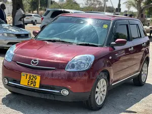 Mazda Verisa 2011 Red