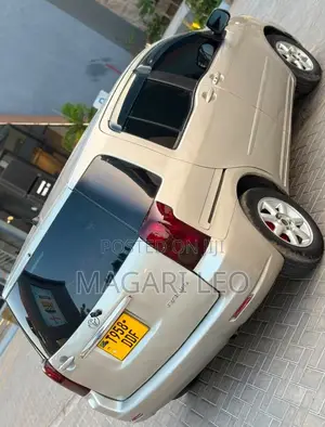 Toyota Raum 1.5 AWD 2005 Beige