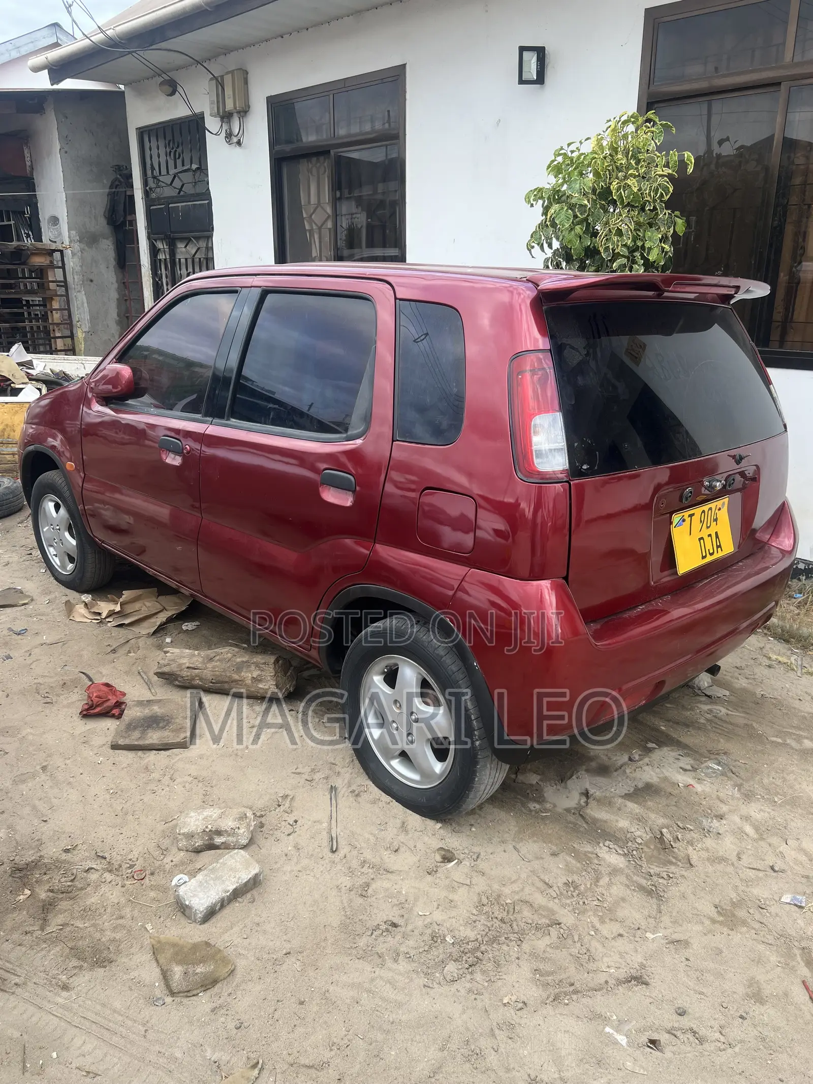 Suzuki Swift 2003 Red