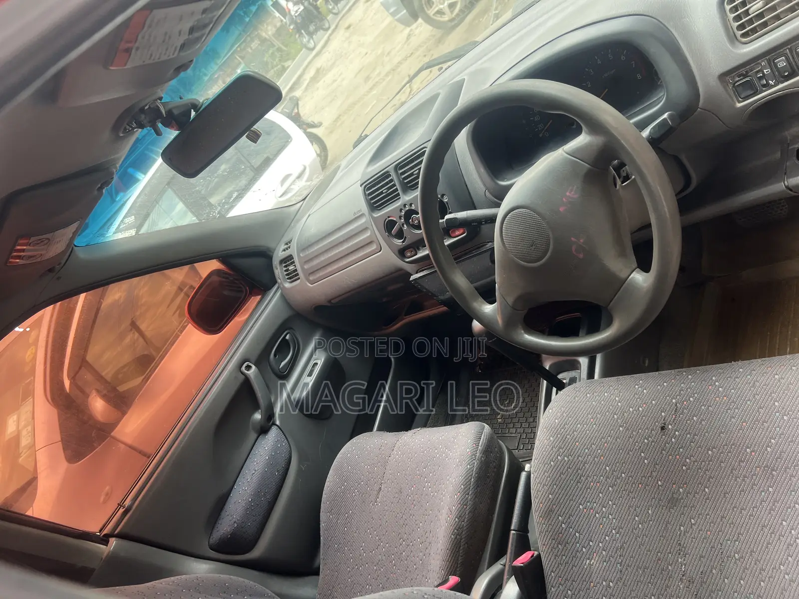 Suzuki Swift 2003 Red