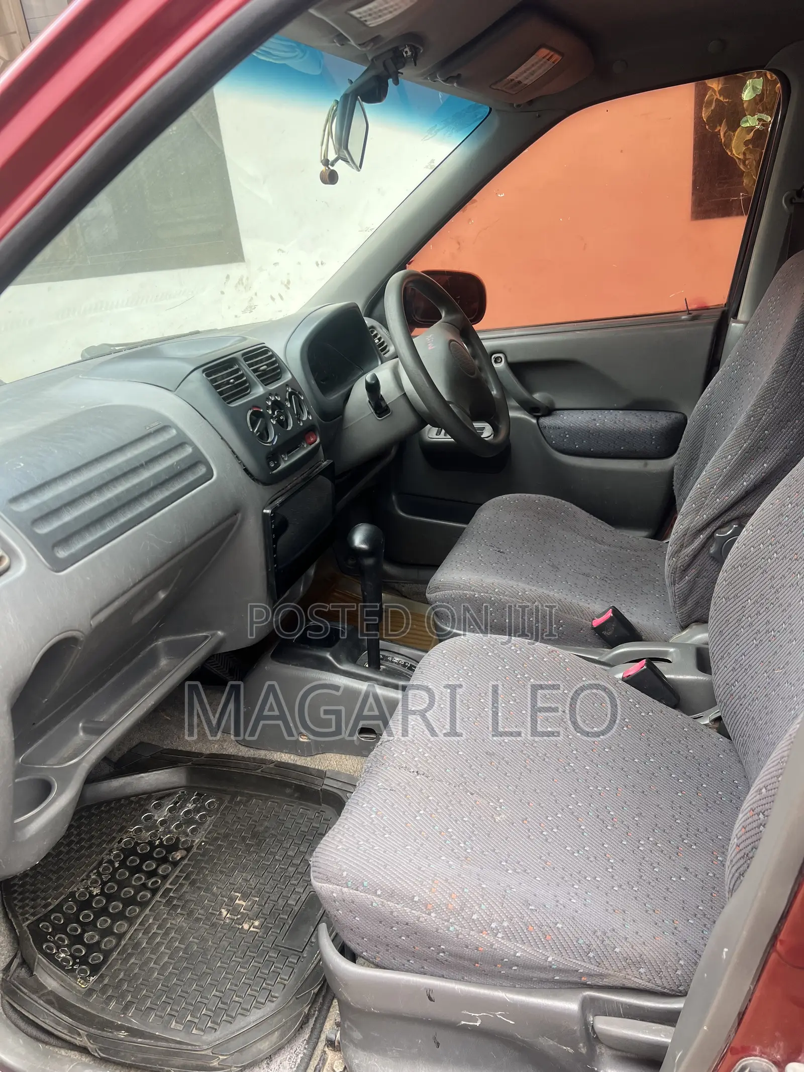 Suzuki Swift 2003 Red