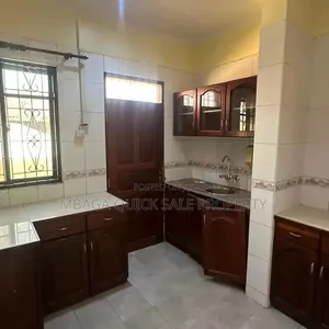 3bdrm House in Kinondoni for rent