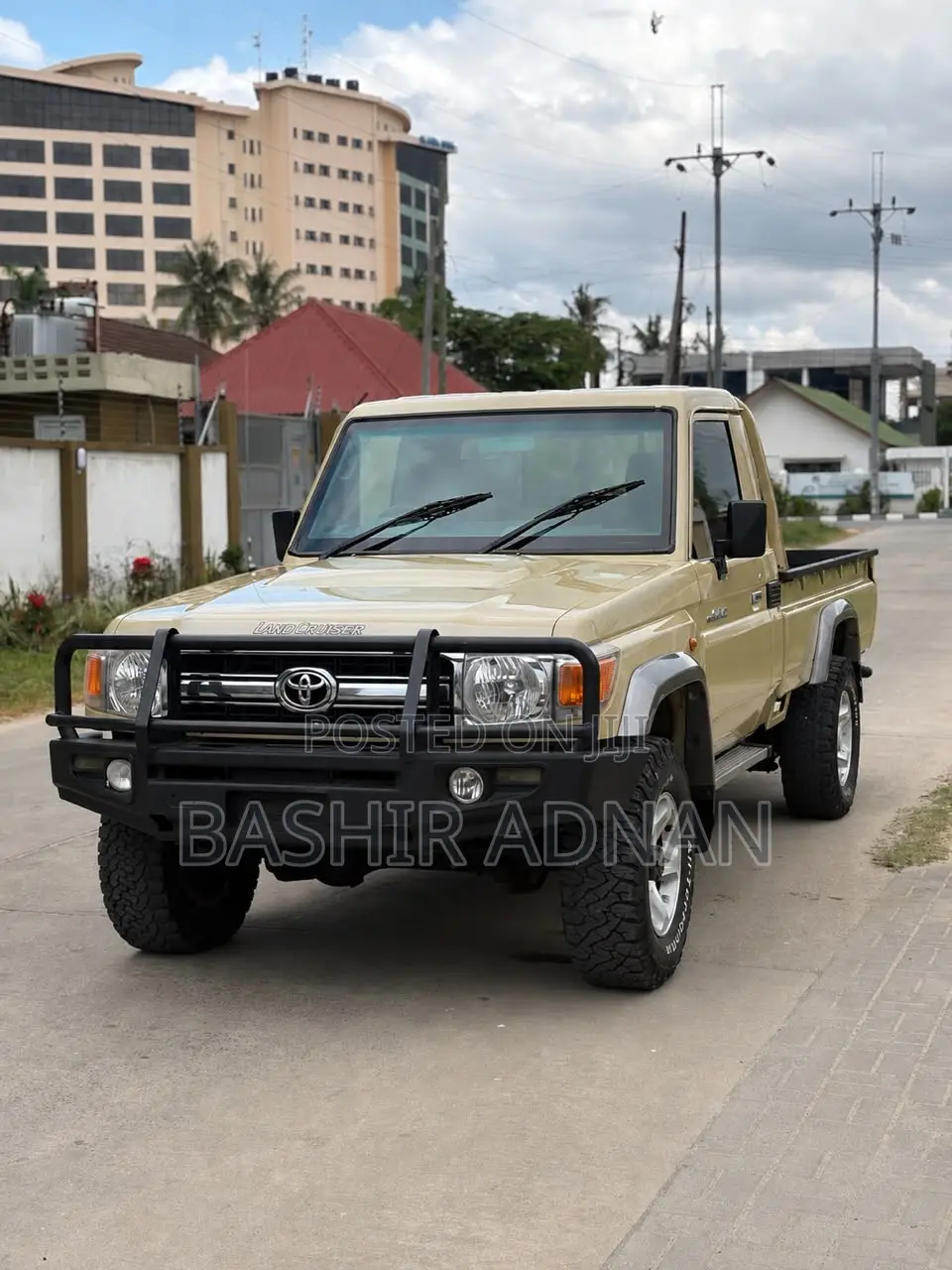 Toyota Land Cruiser 79 Series 2015 Beige