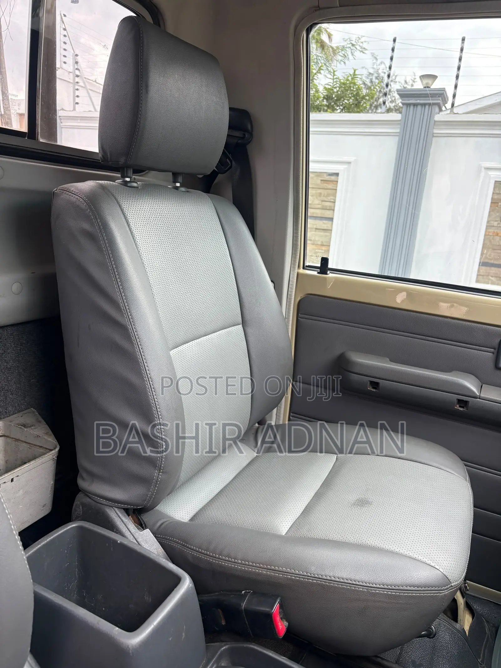 Toyota Land Cruiser 79 Series 2015 Beige