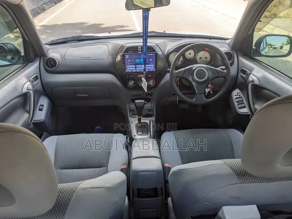 Toyota RAV4 2004 Silver