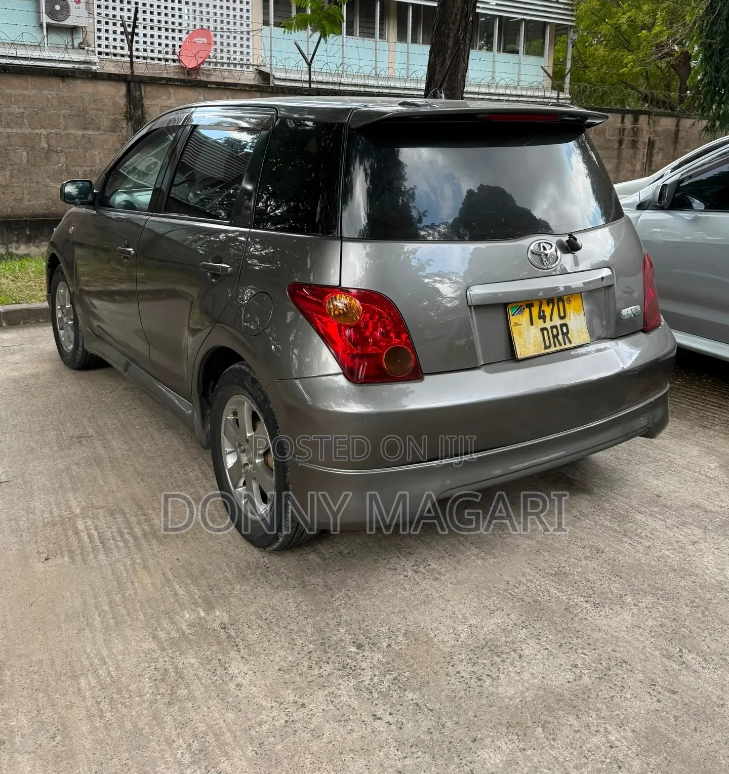 Toyota IST 2004 Gray