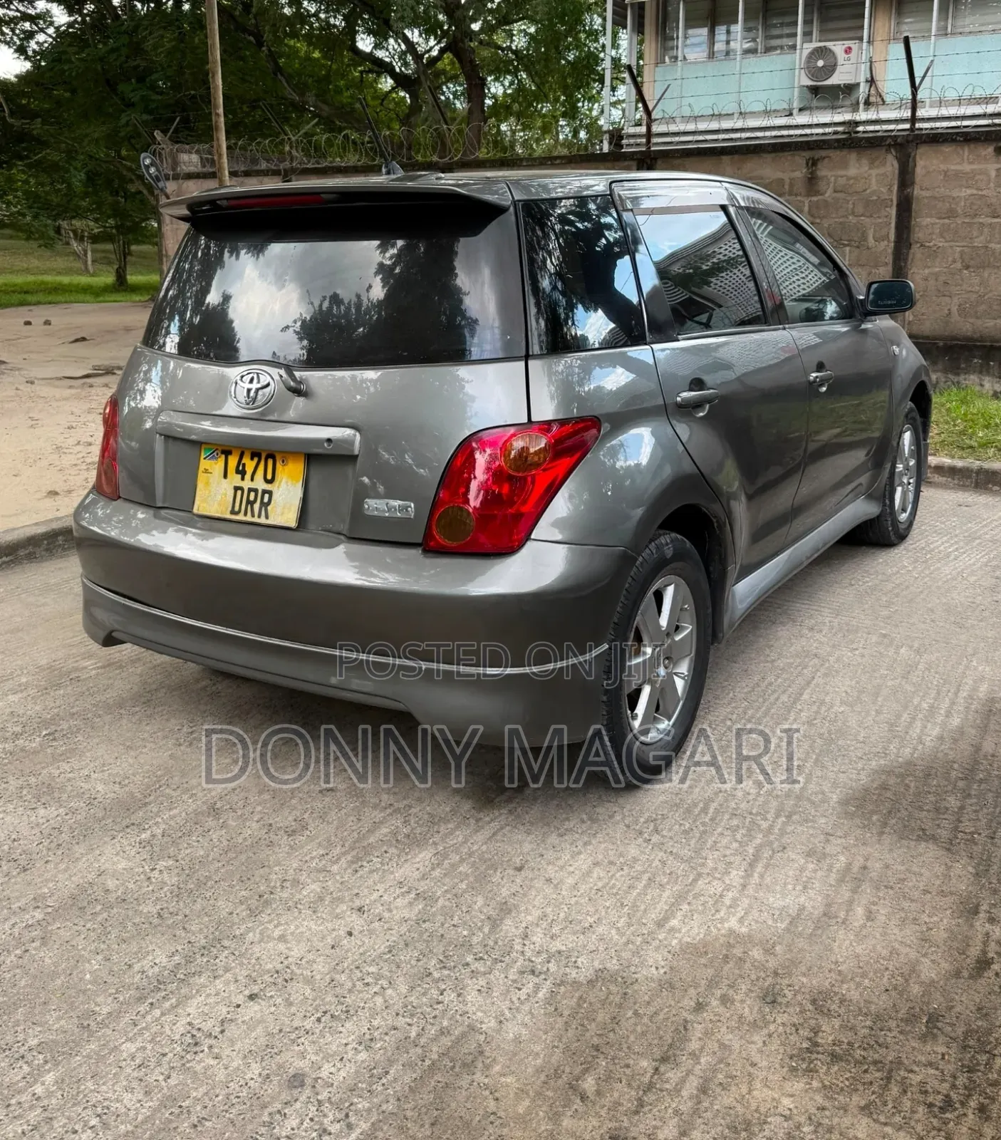 Toyota IST 2004 Gray