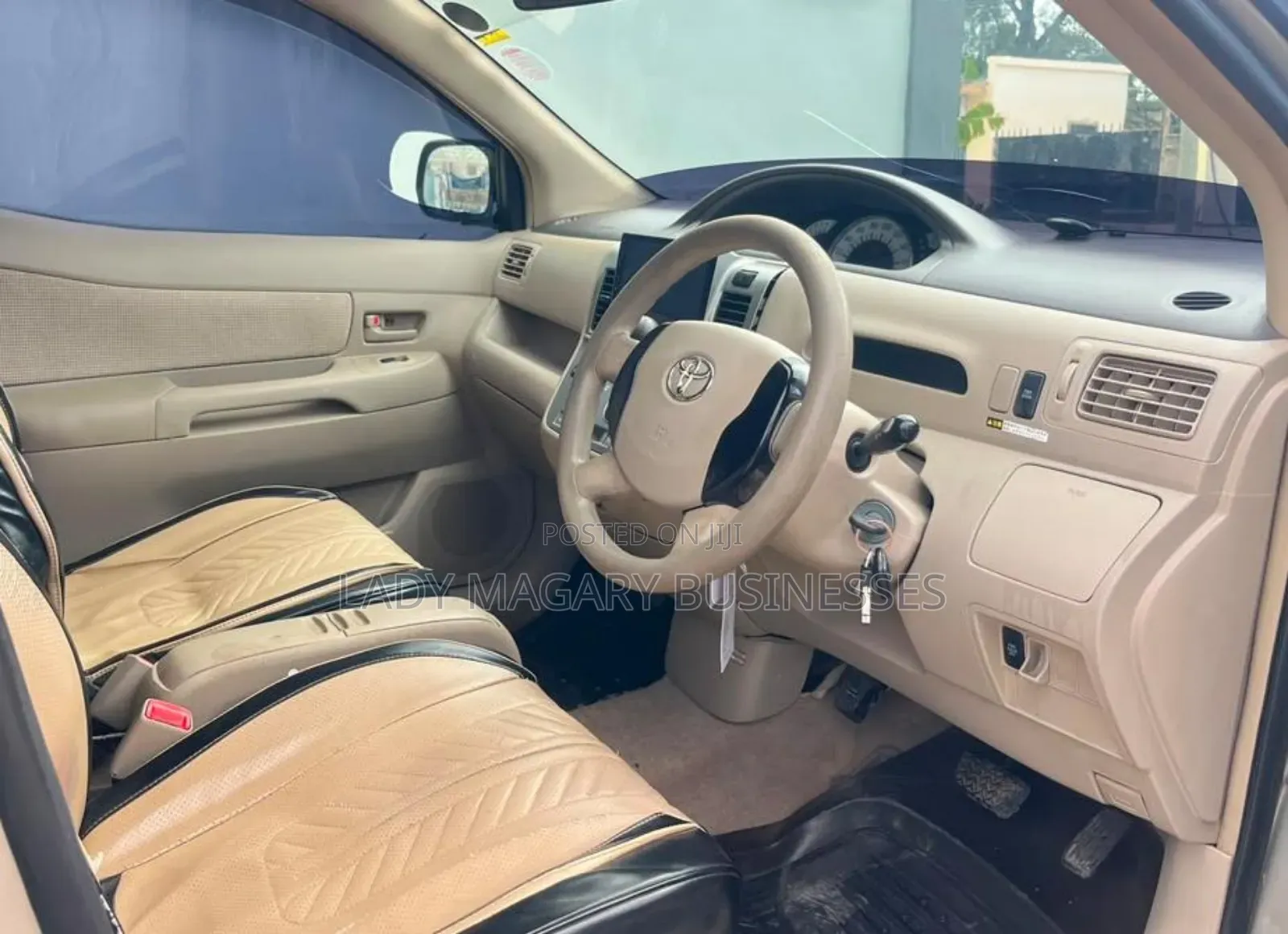Toyota Raum 1.5 FWD 2004 Beige