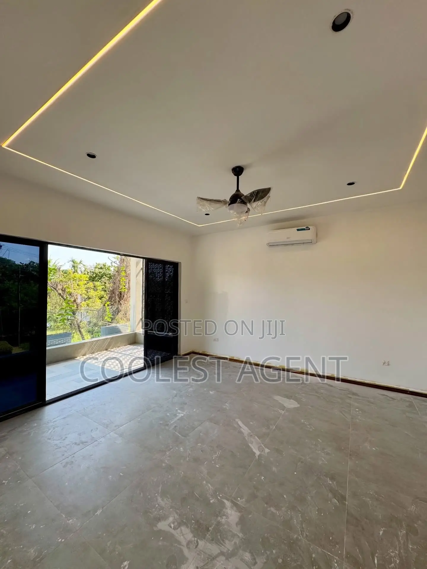 Furnished 4bdrm Villa in Coolest Estate, Oyster Bay for rent
