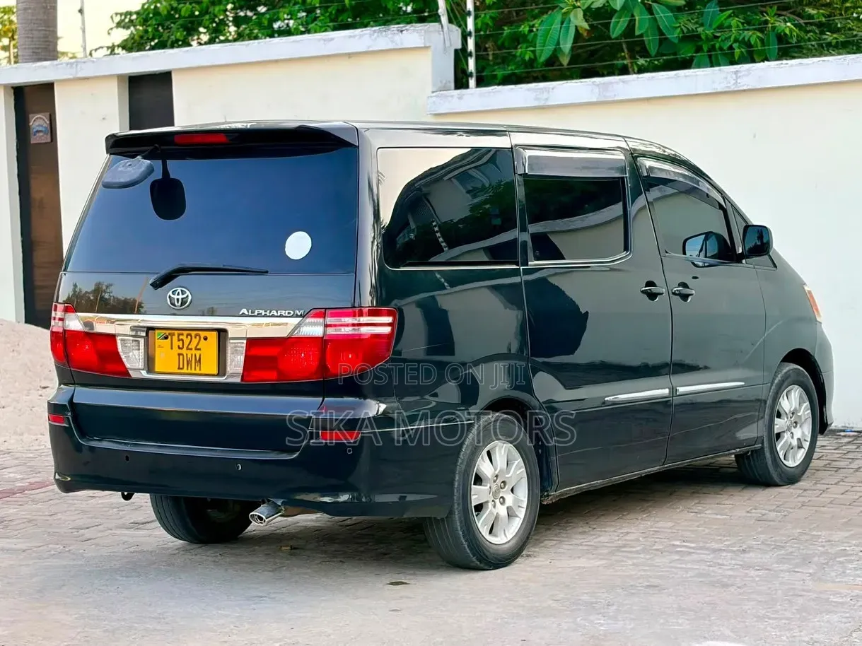 Toyota Alphard 2004 Black