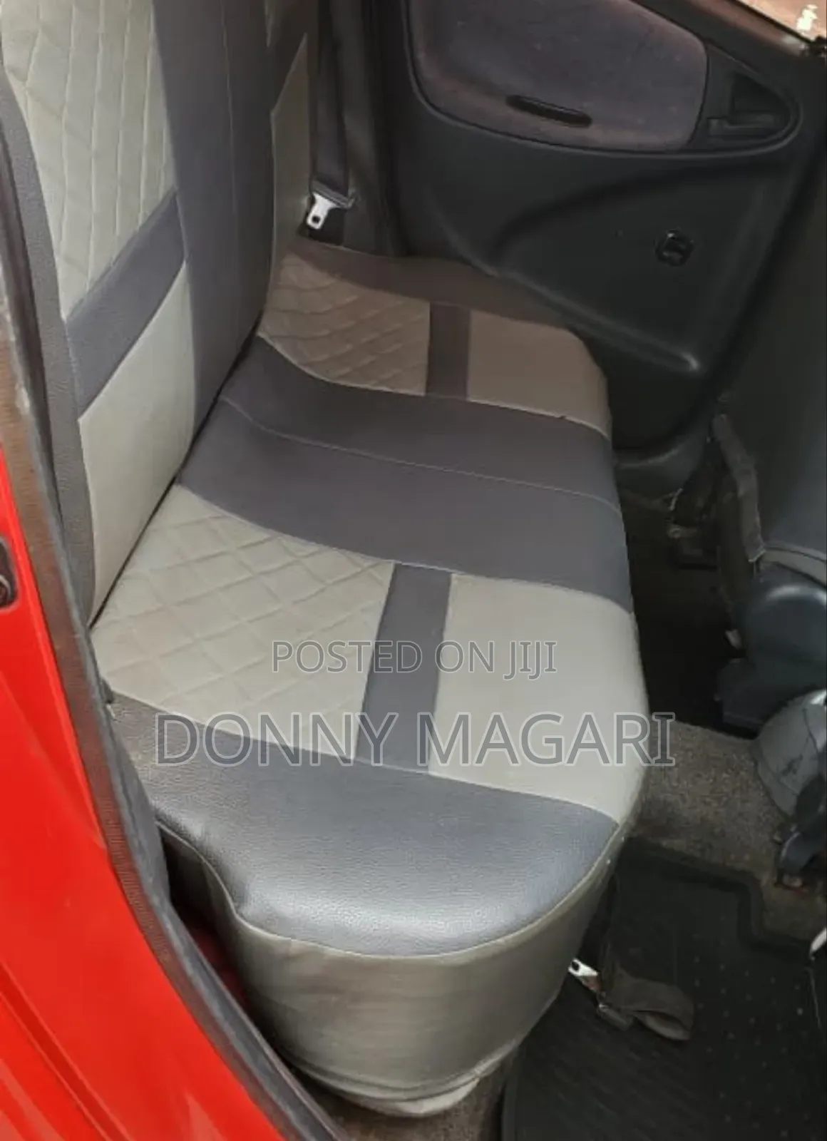 Toyota Vitz 2006 Red